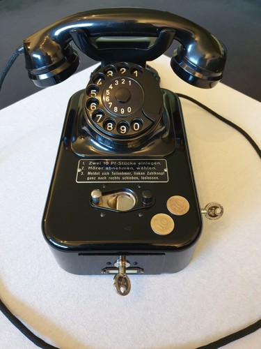 Altes telefon münztelefon - altes,